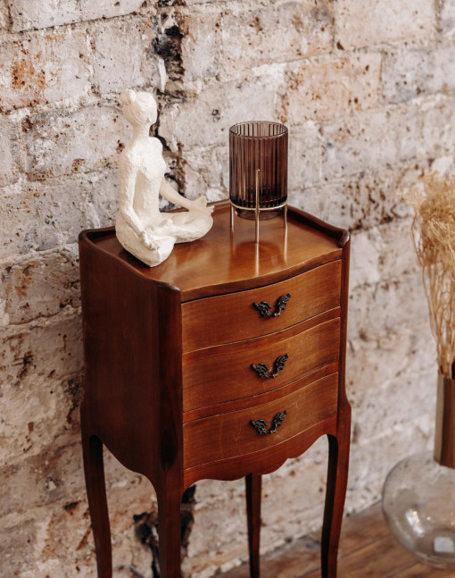 La table de chevet en bois N°100